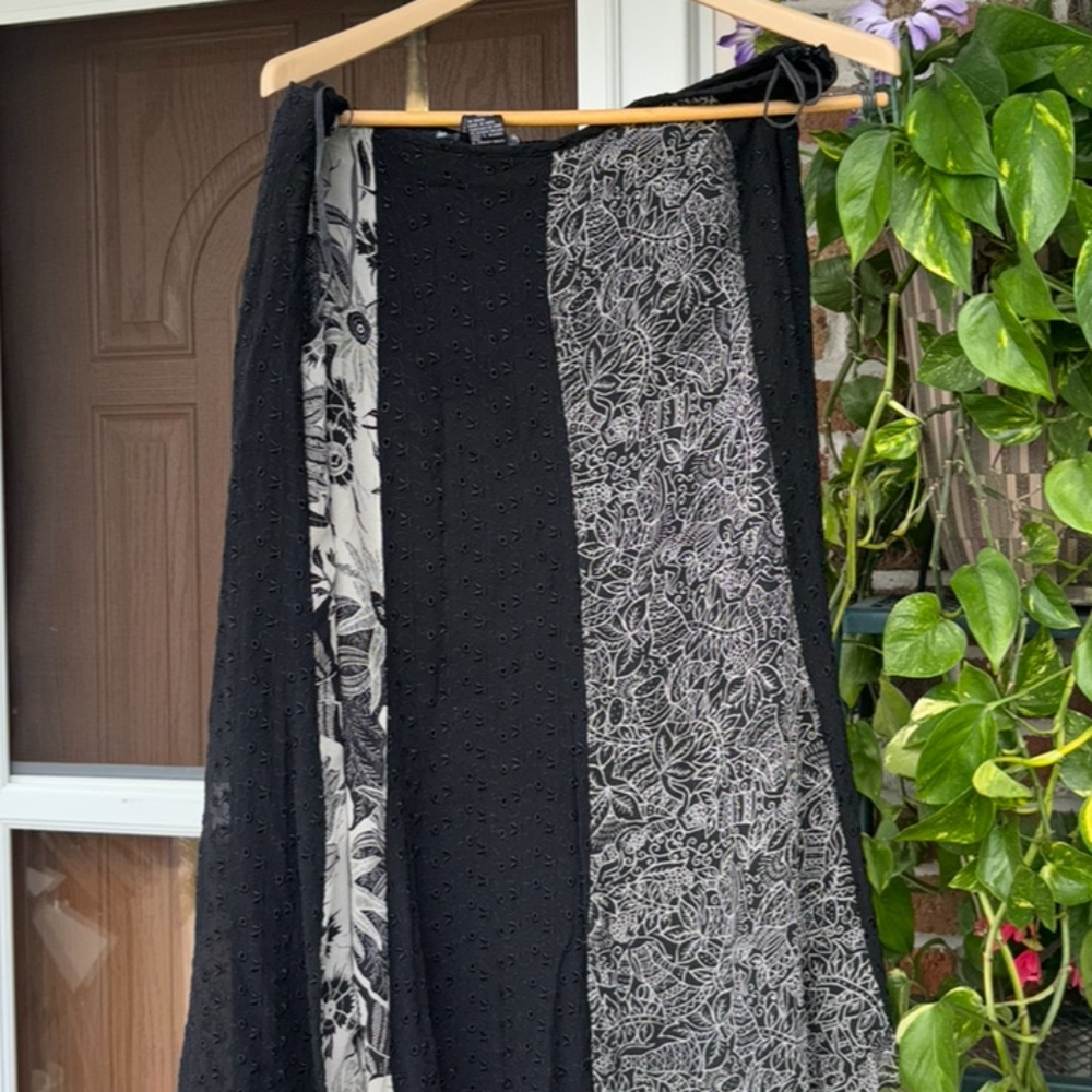 Jonathan Martin Studies Black and White Skirt